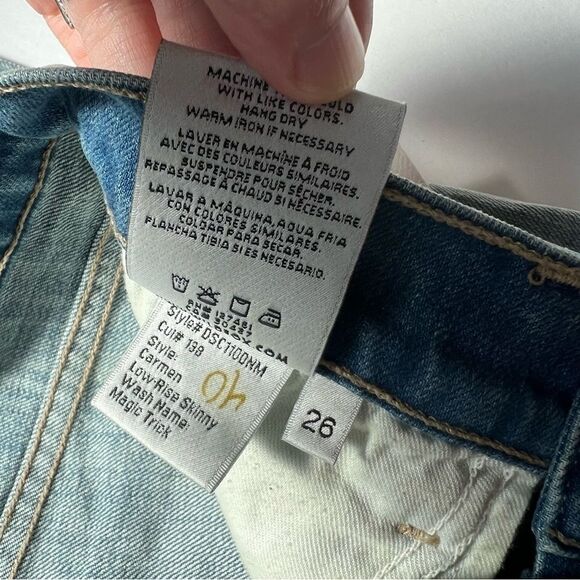 Wildfox Carmen Low Rise Distressed Light Blue Skinny Jeans Size 26 NWT - Picture 9 of 9